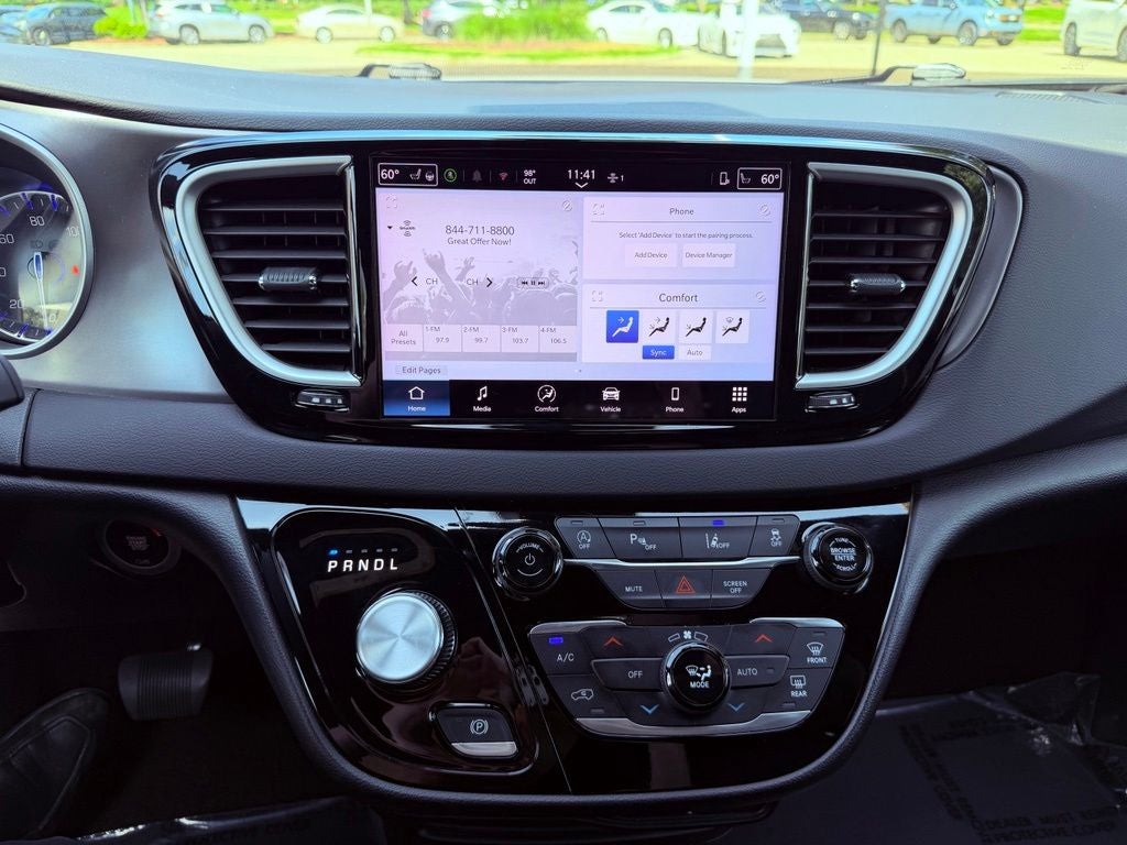 2026 Chrysler Pacifica Select PARK ASSIST/SMART CRUISE/BLIND SPOT/CLEAN CARFAX