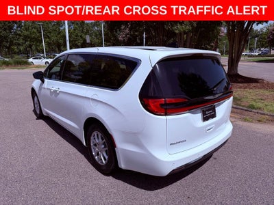 2026 Chrysler Pacifica Select PARK ASSIST/SMART CRUISE/BLIND SPOT/CLEAN CARFAX