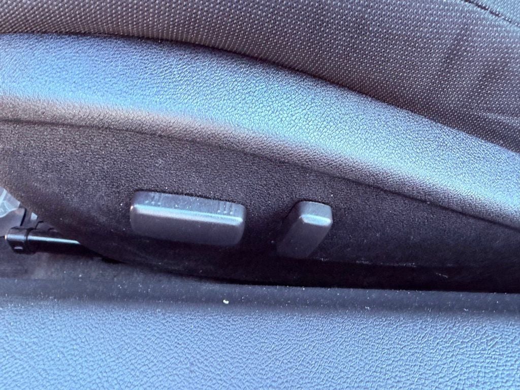 2014 Chevrolet Camaro 1LT NAV/PARK AST/CLEAN CARFAX/4 NEW TIRES/ALL RECORDS