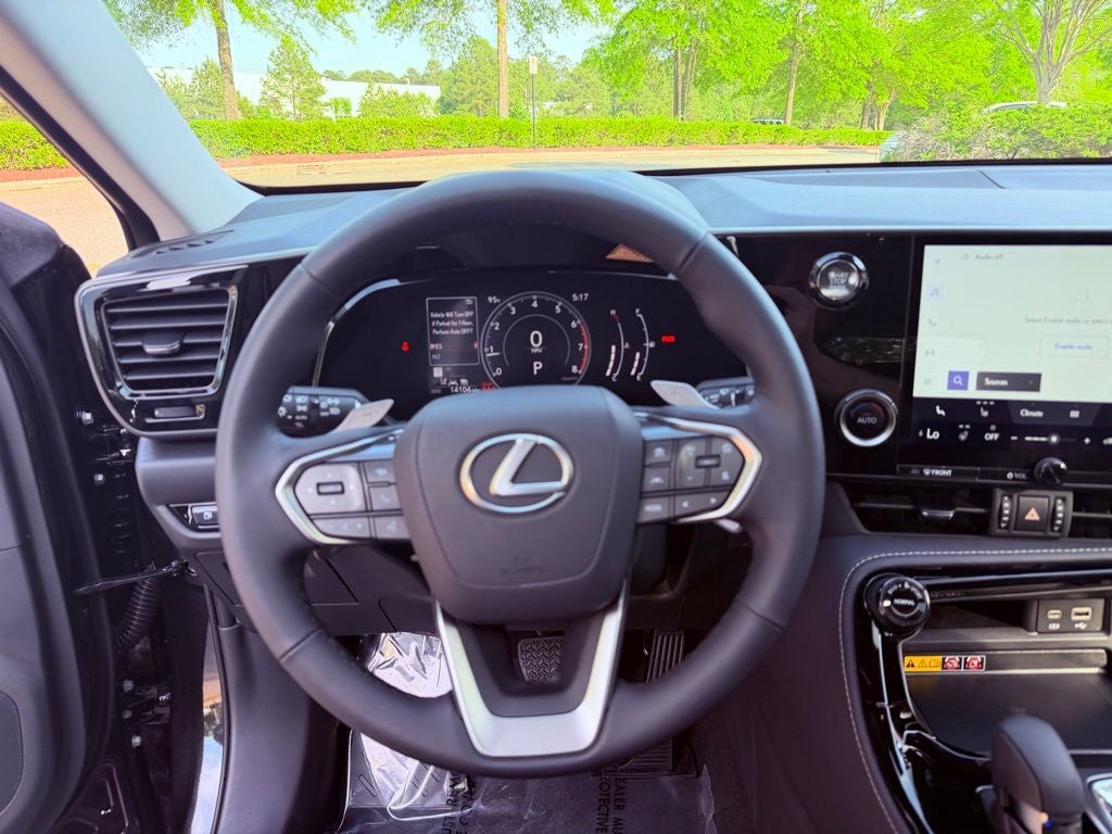 2025 Lexus NX 350 SUNROOF/SMART CRUISE/BLIND SPOT/CLEAN CARFAX