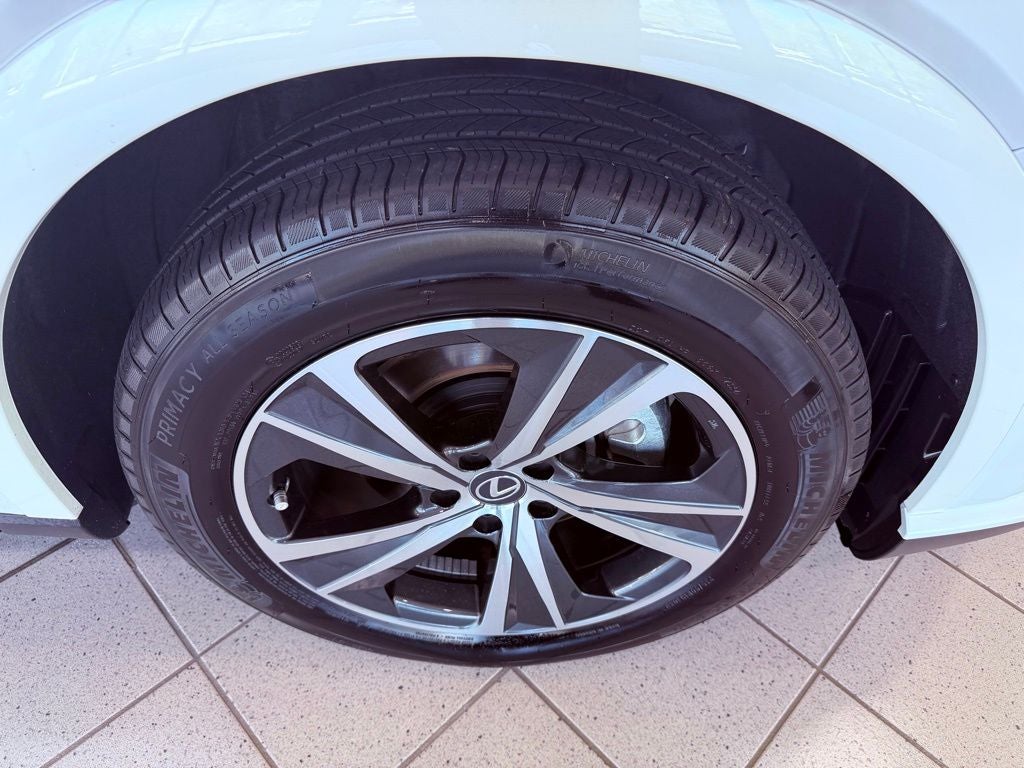 2025 Lexus RX 350 Premium NAV/BLIND SPOT/PARK AST/ALL RECORDS