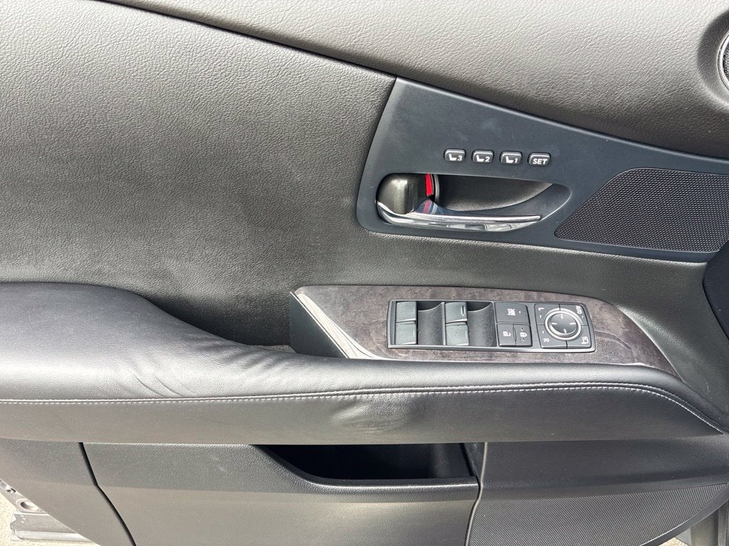 2015 Lexus RX 350 NAV/BLIND SPOT/PARK AST/NEW TIRES & BRAKES/ALL REC
