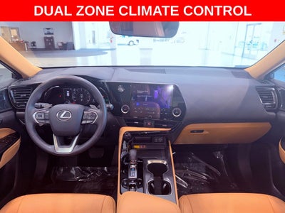 2025 Lexus NX 250 Premium PARK AST/1 OWNER/CLEAN CARFAX/SUNROOF