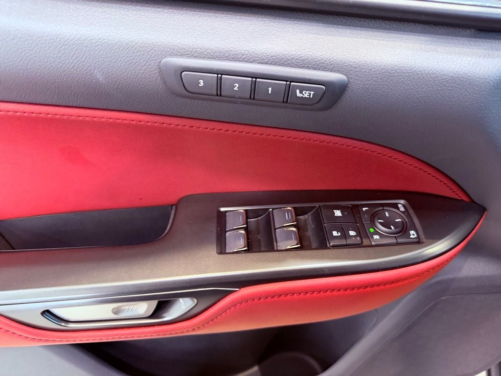 2025 Lexus NX 250 Premium CARPLAY/PARK ASSIST