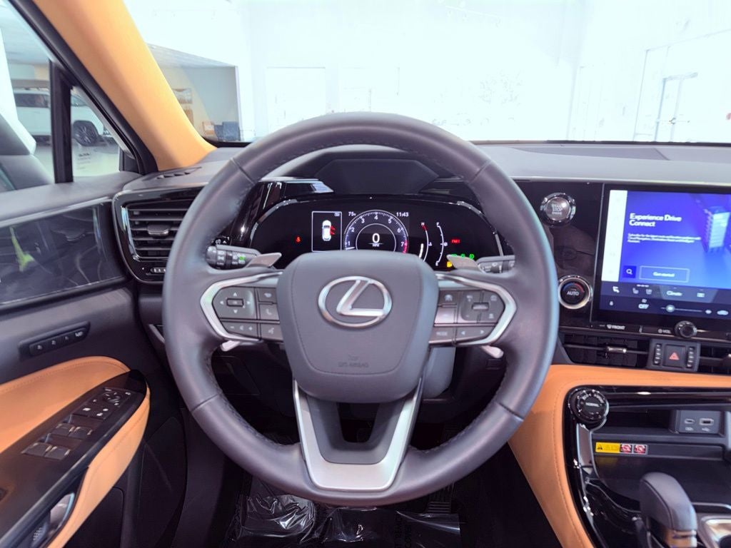 2025 Lexus NX 250 Premium SUNROOF/CARPLAY/BLIND SPOT/PARK AST