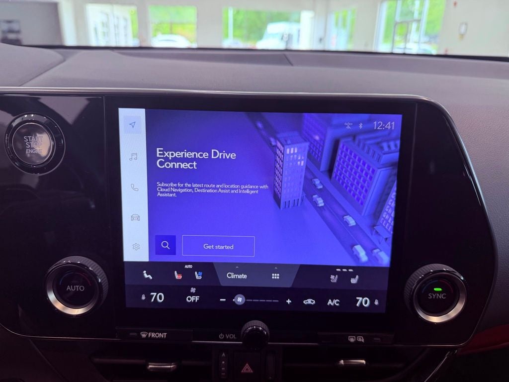 2024 Lexus NX 250 Premium PARK AST/BLIND SPOT/CARPLAY/4 NEW TIRES