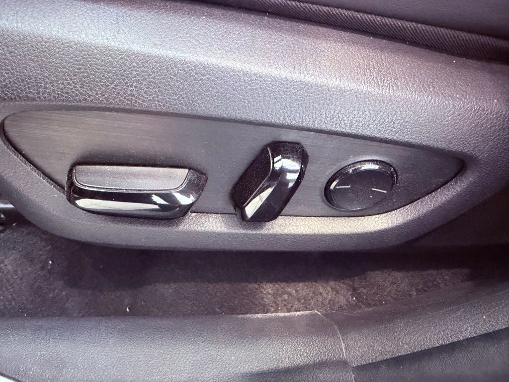 2023 Lexus NX 350 Premium CARPLAY/SMART CRUISE/PARK AST/4 NEW TIRES