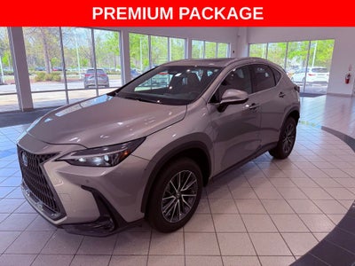 2023 Lexus NX 350 Premium CARPLAY/SMART CRUISE/PARK AST/4 NEW TIRES