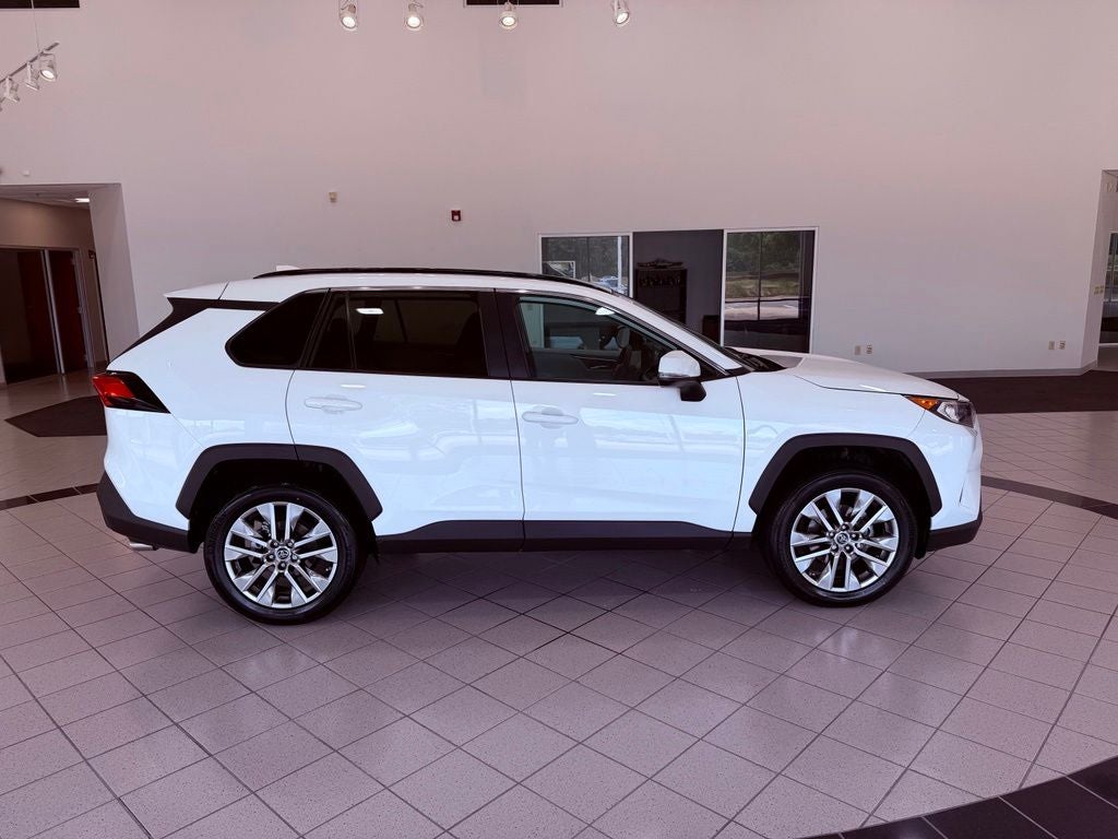 2019 Toyota RAV4 XLE Premium CARPLAY/SMART CRUISE/BLIND SPOT/ALL RECORDS