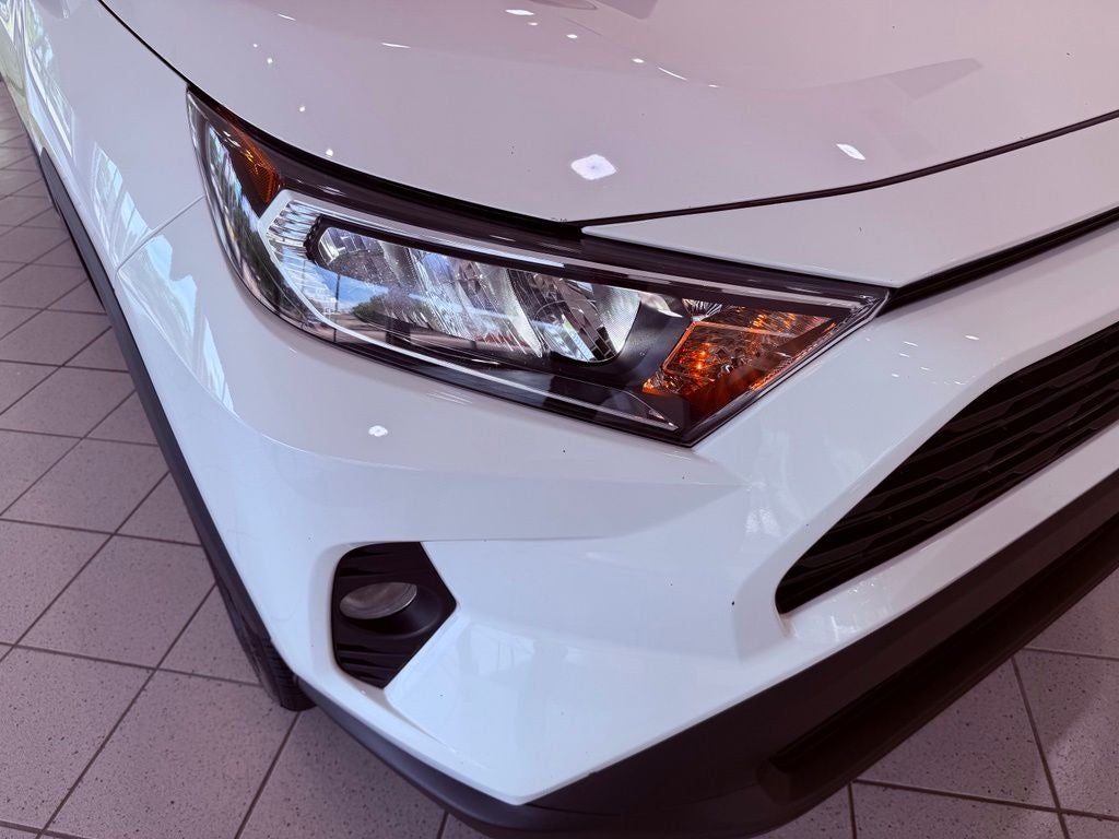 2019 Toyota RAV4 XLE Premium CARPLAY/SMART CRUISE/BLIND SPOT/ALL RECORDS
