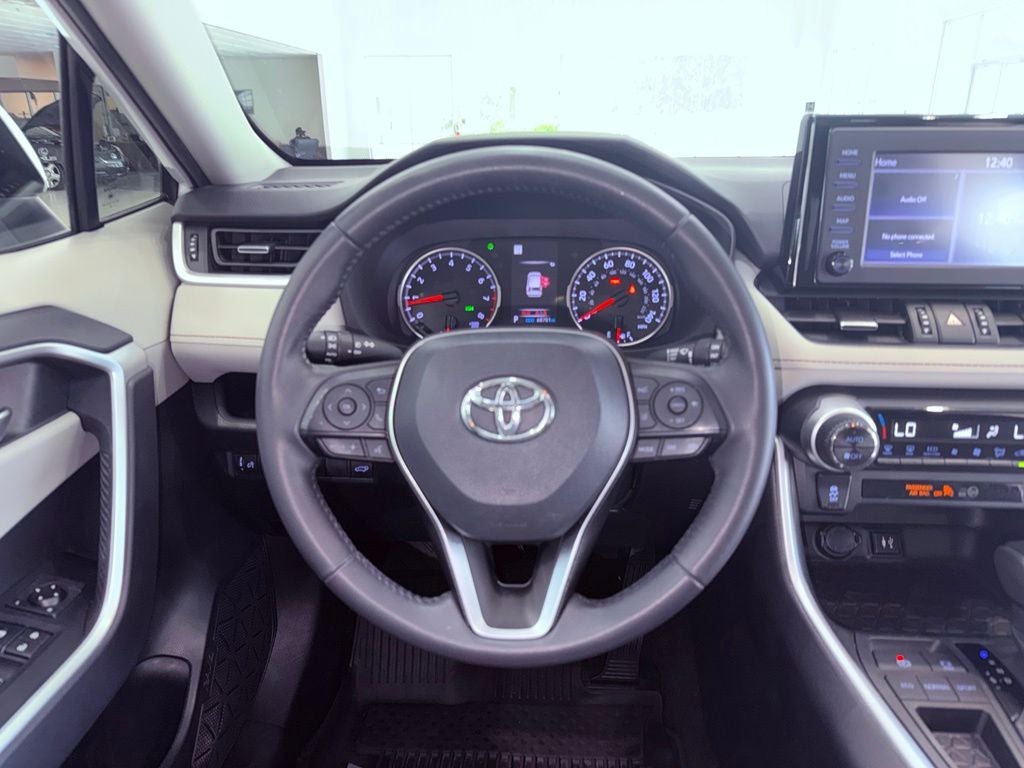 2019 Toyota RAV4 XLE Premium CARPLAY/SMART CRUISE/BLIND SPOT/ALL RECORDS