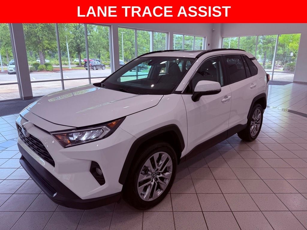 2019 Toyota RAV4 XLE Premium CARPLAY/SMART CRUISE/BLIND SPOT/ALL RECORDS