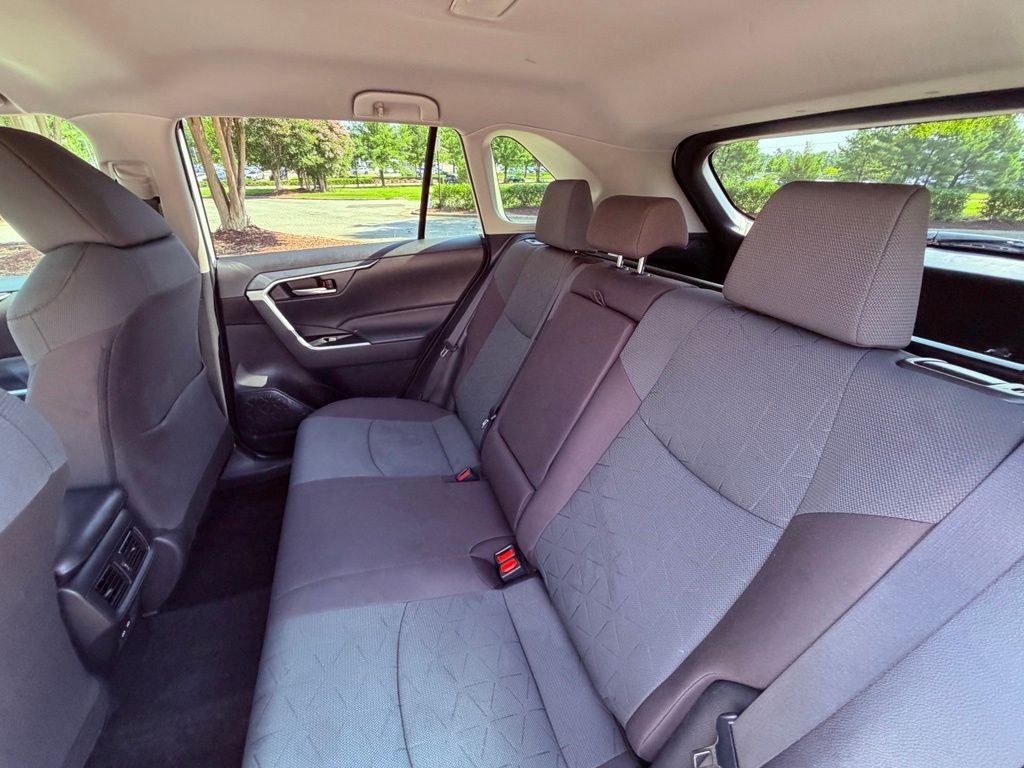 2025 Toyota RAV4 XLE BLIND SPOT/CARPLAY/SMART CRUISE/1 OWNER