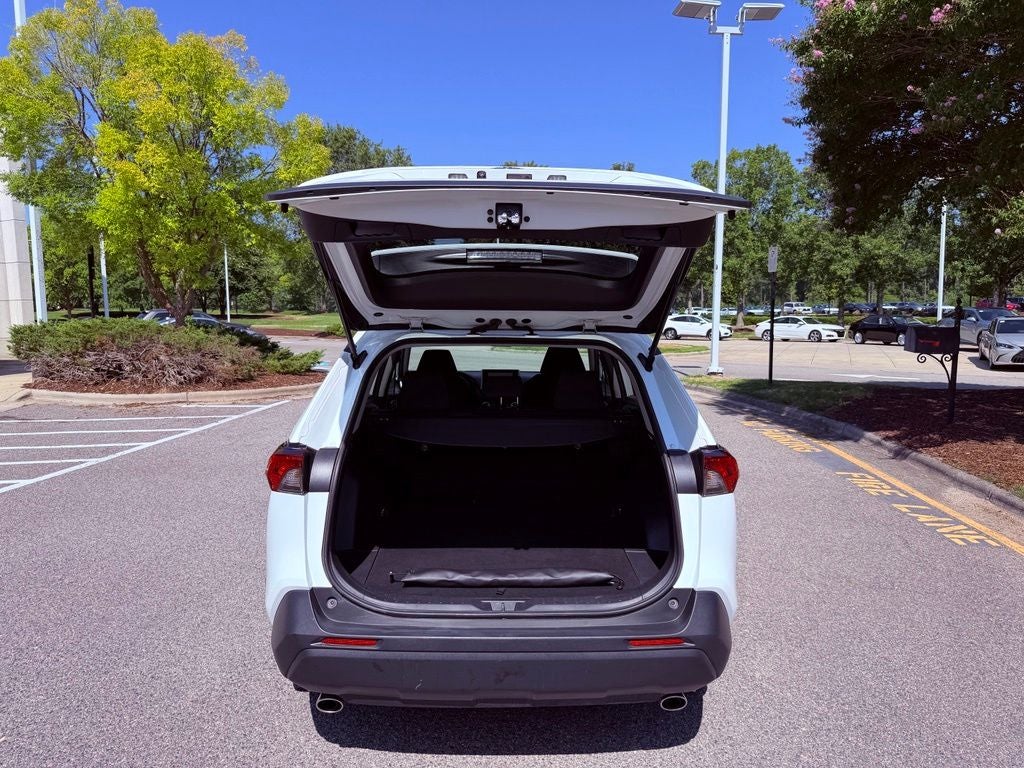 2025 Toyota RAV4 XLE BLIND SPOT/CARPLAY/SMART CRUISE/1 OWNER