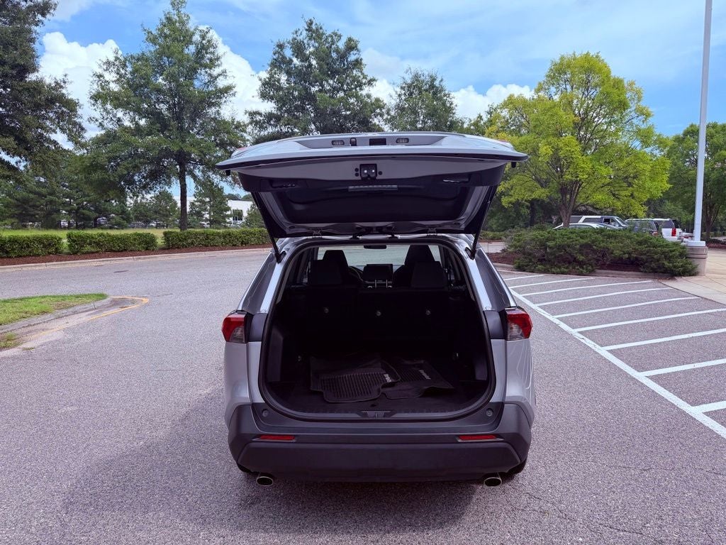 2019 Toyota RAV4 XLE SUNROOF/CARPLAY/SMART CRUISE/CLEAN CARFAX