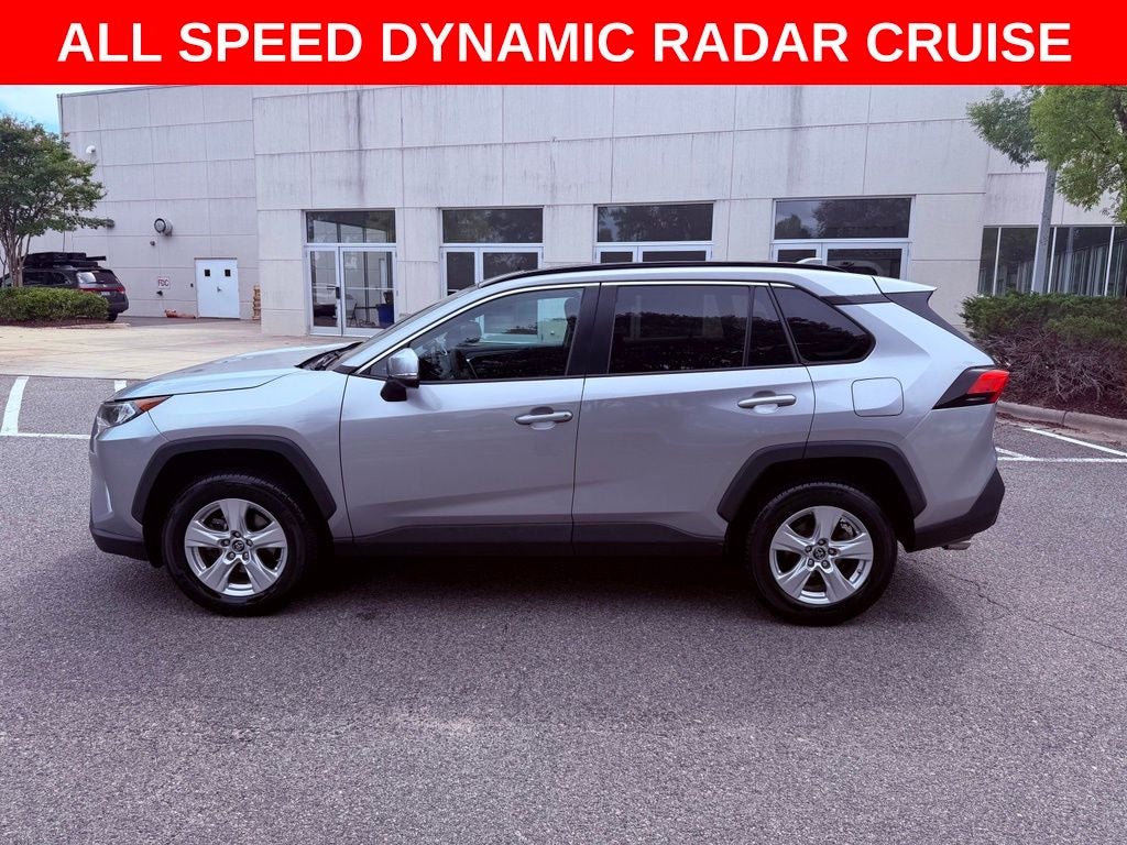 2019 Toyota RAV4 XLE SUNROOF/CARPLAY/SMART CRUISE/CLEAN CARFAX