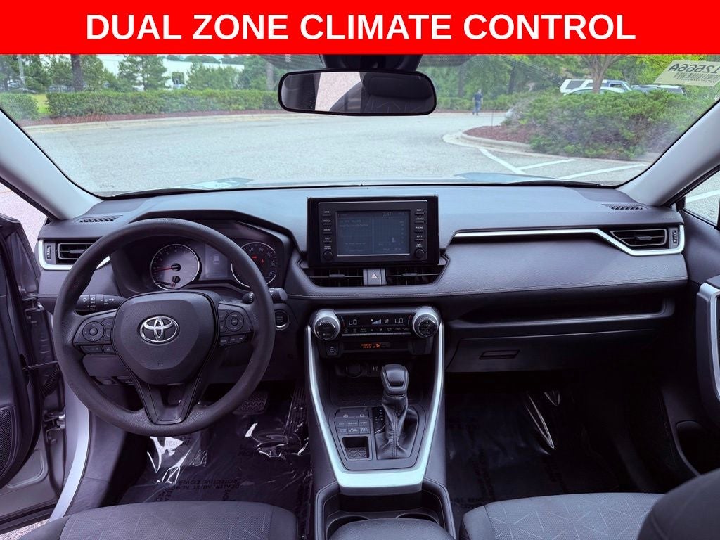 2019 Toyota RAV4 XLE SUNROOF/CARPLAY/SMART CRUISE/CLEAN CARFAX