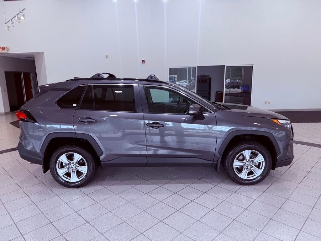 2022 Toyota RAV4 XLE BLIND SPOT/CARPLAY/SMART CRUISE/CLEAN CARFAX