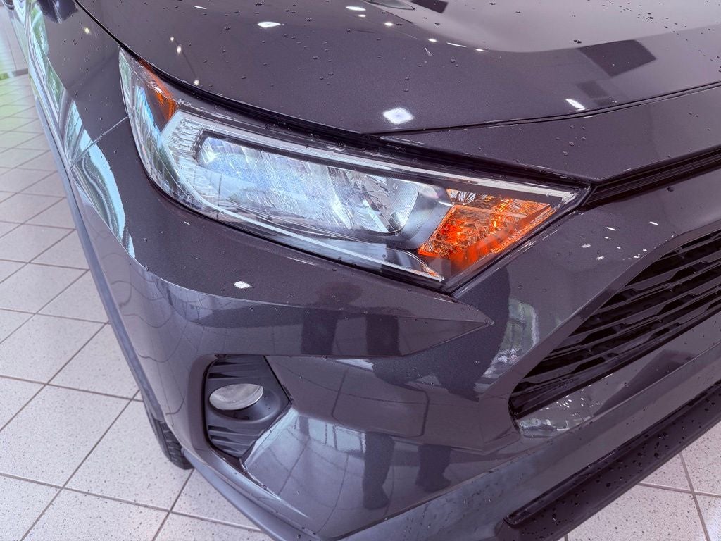 2021 Toyota RAV4 XLE SMART CRUISE/CARPLAY/BLIND SPOT/4 NEW TIRES