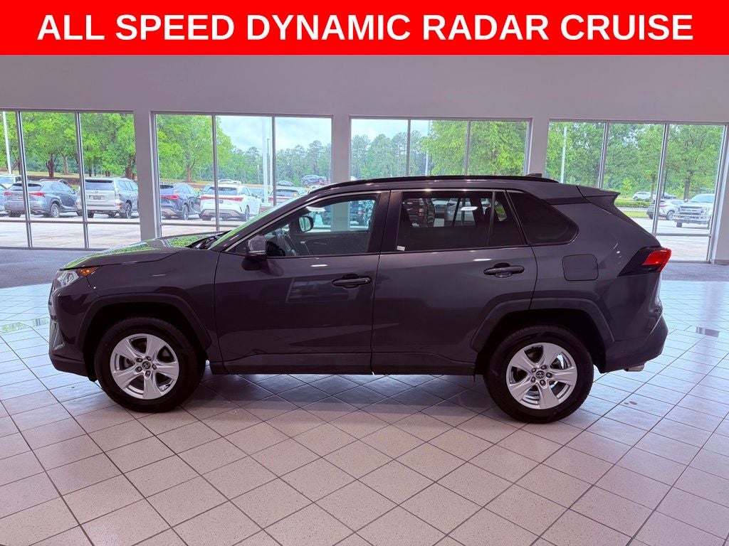 2021 Toyota RAV4 XLE SMART CRUISE/CARPLAY/BLIND SPOT/4 NEW TIRES