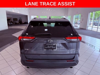 2021 Toyota RAV4 XLE SMART CRUISE/CARPLAY/BLIND SPOT/4 NEW TIRES
