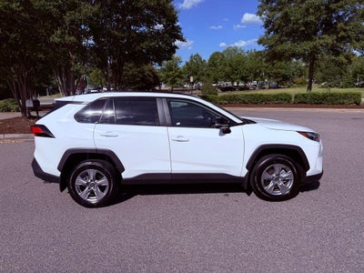 2025 Toyota RAV4 XLE CONV PKG/SUNROOF/BLIND SPOT/SMART CRUISE