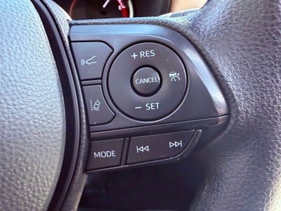 2025 Toyota RAV4 XLE CONV PKG/SUNROOF/BLIND SPOT/SMART CRUISE
