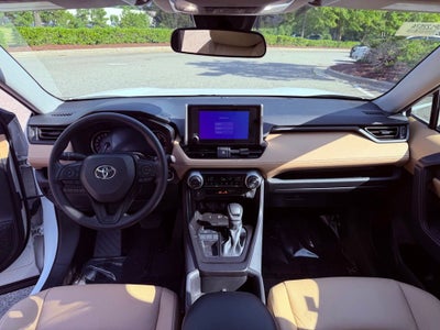 2025 Toyota RAV4 XLE CONV PKG/SUNROOF/BLIND SPOT/SMART CRUISE