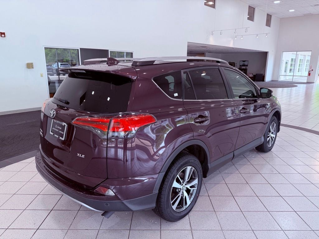 2018 Toyota RAV4 XLE SMART CRUISE/BLIND SPOT/PARK AST/4 NEW TIRES