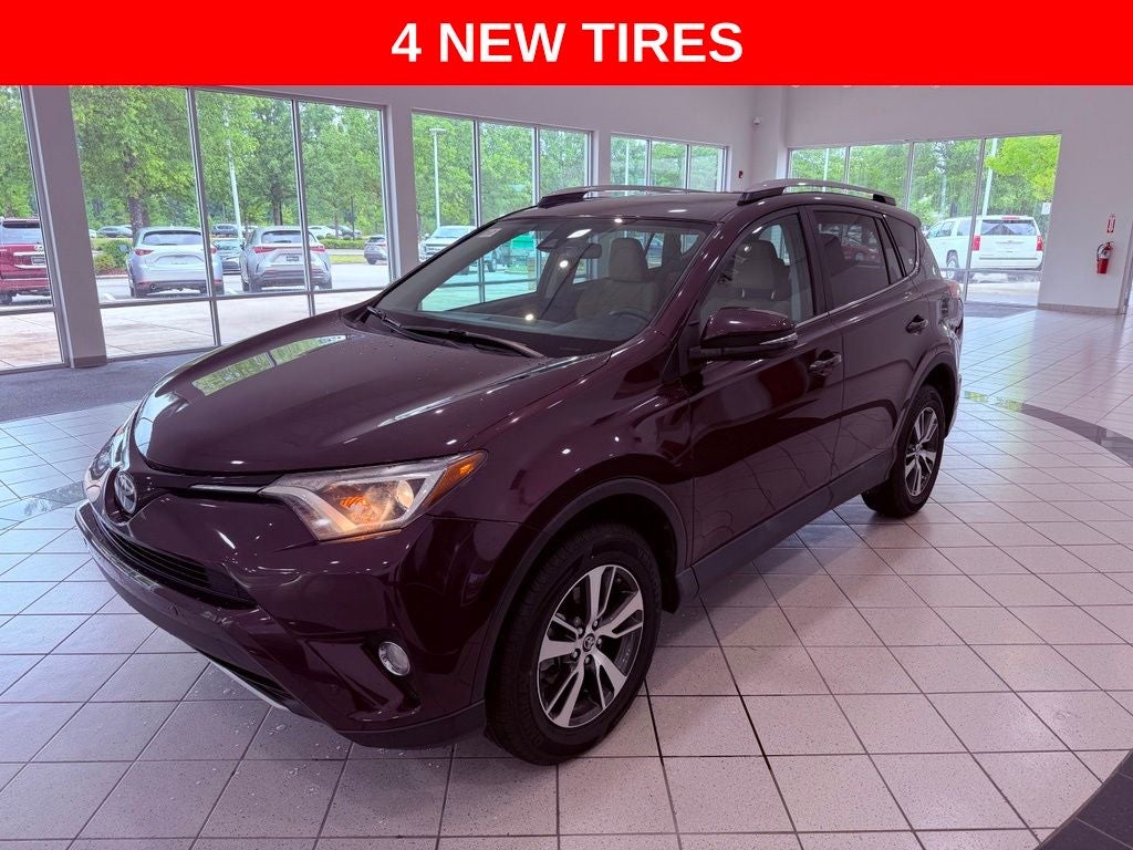 2018 Toyota RAV4 XLE SMART CRUISE/BLIND SPOT/PARK AST/4 NEW TIRES
