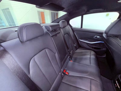 2025 BMW 3 Series 330i CONVENIENCE PKG/PARK AST/NAV/CARPLAY/4 NEW TIRES