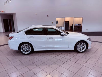 2025 BMW 3 Series 330i CONVENIENCE PKG/PARK AST/NAV/CARPLAY/4 NEW TIRES