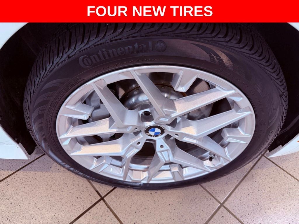 2025 BMW 3 Series 330i CONVENIENCE PKG/PARK AST/NAV/CARPLAY/4 NEW TIRES