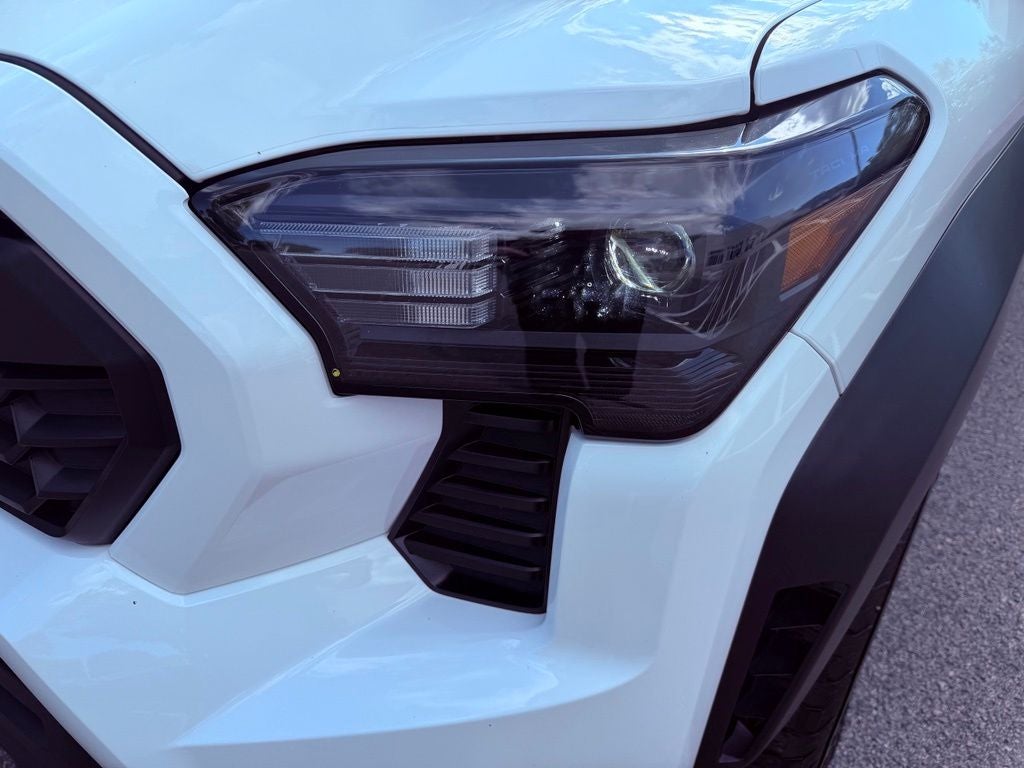 2024 Toyota Tacoma TRD Off-Road 4X4/CARPLAY/SMART CRUISE/BLIND SPOT