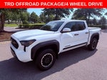 2024 Toyota Tacoma TRD Off-Road 4X4/CARPLAY/SMART CRUISE/BLIND SPOT