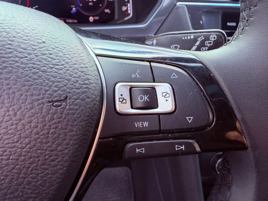 2020 Volkswagen Tiguan 2.0T SEL PANO ROOF/NAV/NEW TIRES & BRAKES/RECORDS