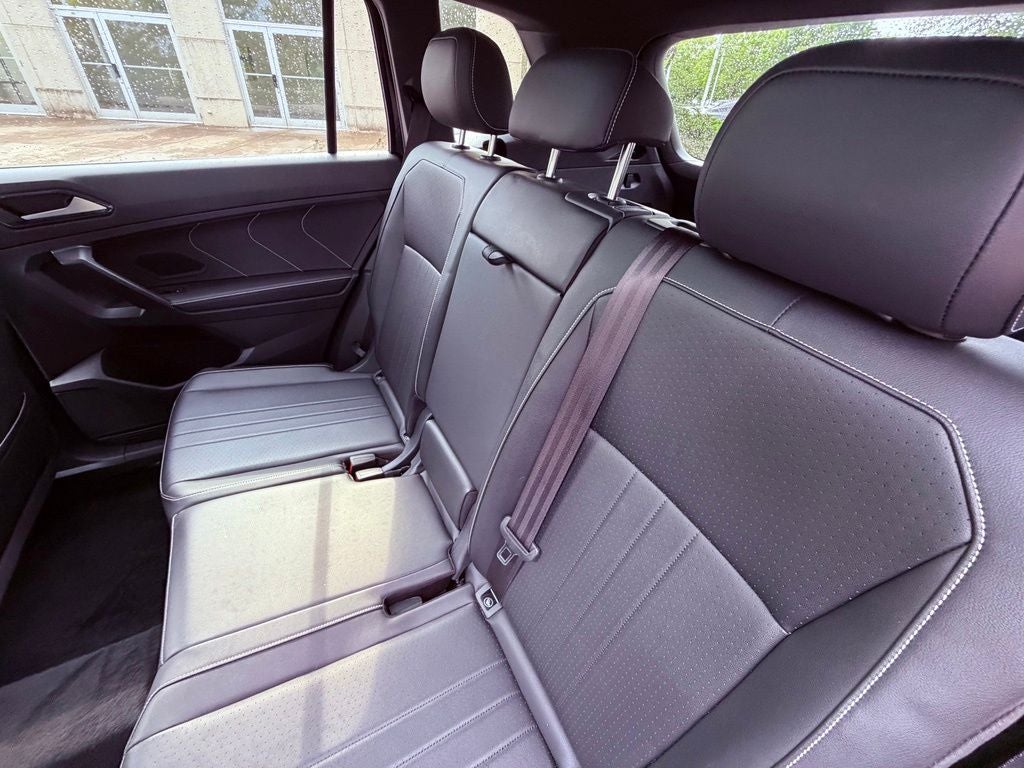 2022 Volkswagen Tiguan 2.0T SE R-Line Black PANO ROOF/PARK ASSIST/BLIND SPOT
