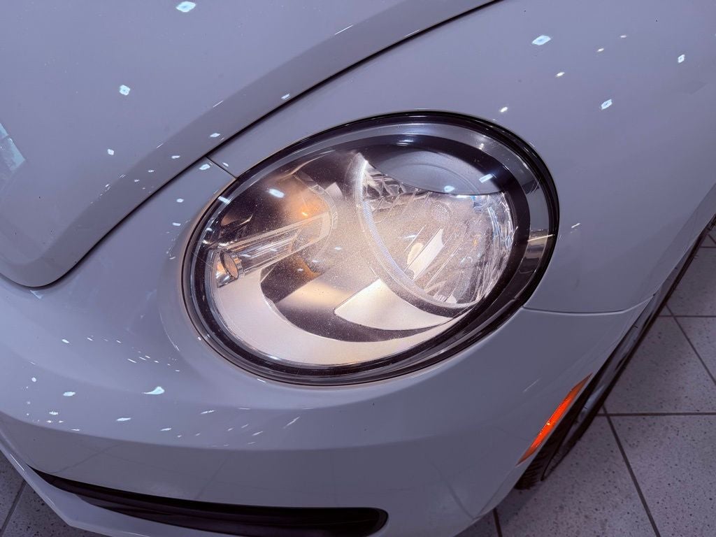 2015 Volkswagen Beetle 1.8T Classic NAVIGATION/BLUETOOTH/KEYLESS ENTRY