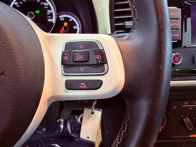 2015 Volkswagen Beetle 1.8T Classic NAVIGATION/BLUETOOTH/KEYLESS ENTRY