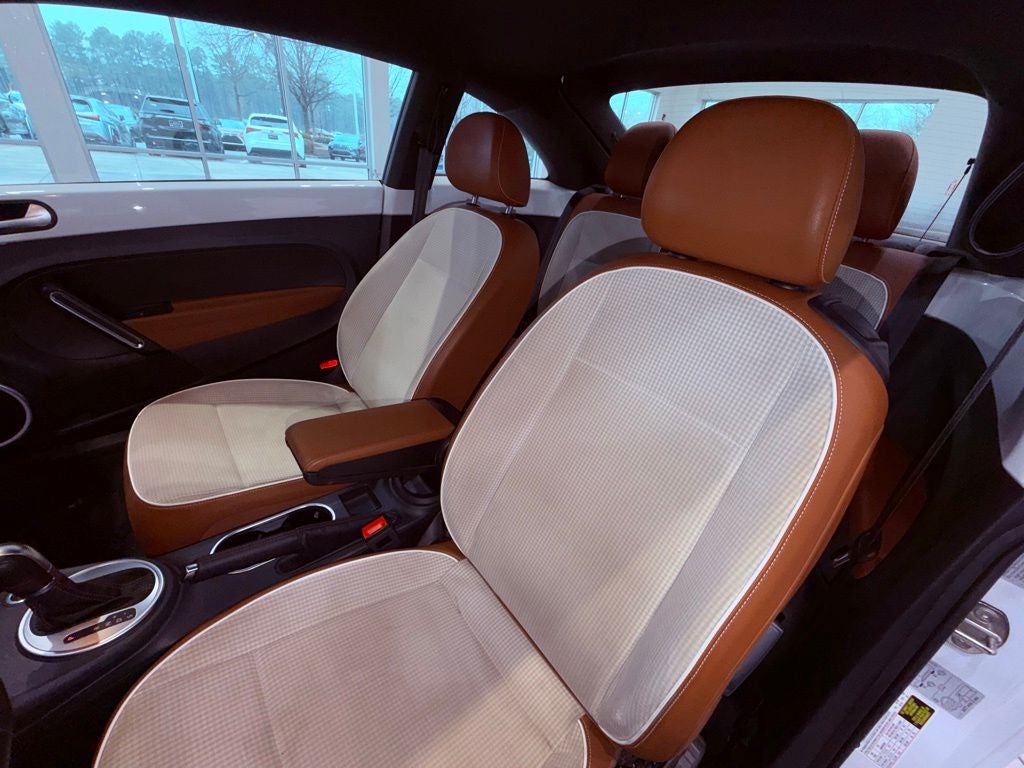 2015 Volkswagen Beetle 1.8T Classic NAVIGATION/BLUETOOTH/KEYLESS ENTRY