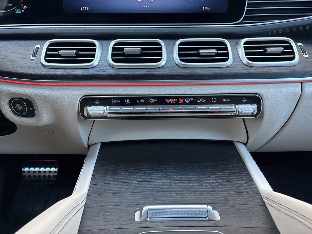 2026 Mercedes-Benz GLS GLS 580 4MATIC®/HEAD-UP/NIGHT PKG/PANO-ROOF/1-OWNER