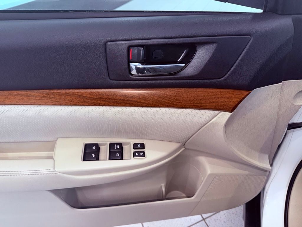 2013 Subaru Outback 2.5i Limited/HARMAN KARDON/SUNROOF/1 OWNER