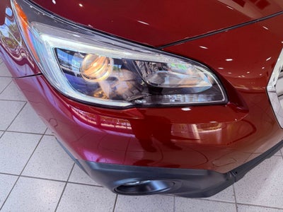 2017 Subaru Outback 2.5i Premium SUNROOF/1-OWNER/NEW TIRES/ ALL RECORDS