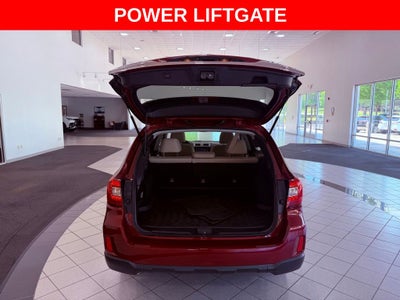 2017 Subaru Outback 2.5i Premium SUNROOF/1-OWNER/NEW TIRES/ ALL RECORDS