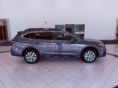 2020 Subaru Outback Premium NAV/CARPLAY/BLIND SPOT/SMART CRUISE/CLEAN CARFAX
