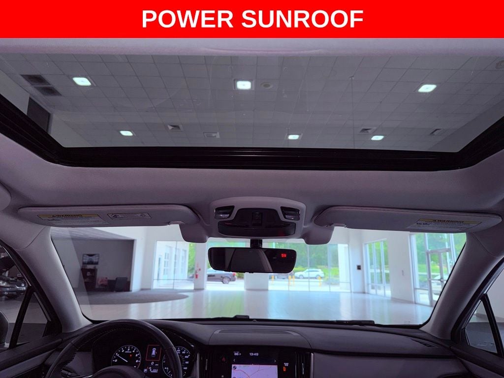 2020 Subaru Outback Premium NAV/CARPLAY/BLIND SPOT/SMART CRUISE/CLEAN CARFAX