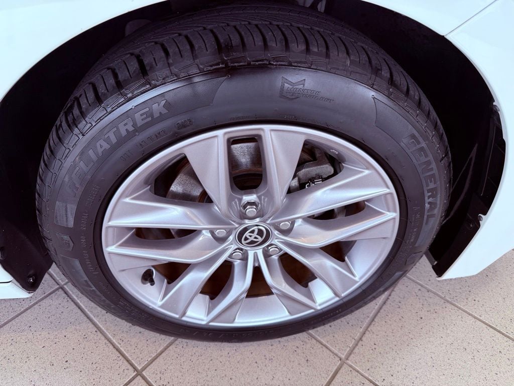 2021 Toyota Avalon Hybrid XLE CARPLAY/SUNROOF/BLIND SPOT/ALL RECORDS