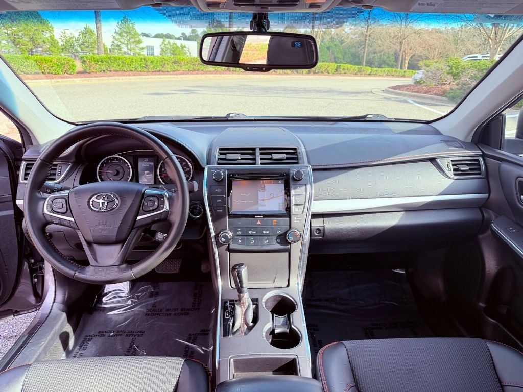 2016 Toyota Camry SE NAV/SUNROOF/CONV. PKG/CLEAN CARFAX/ALL RECORDS