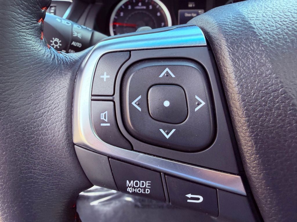 2016 Toyota Camry SE NAV/SUNROOF/CONV. PKG/CLEAN CARFAX/ALL RECORDS