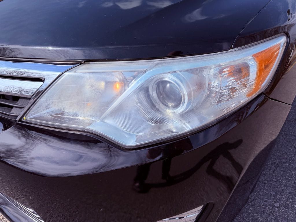 2012 Toyota Camry XLE SUNROOF/1 OWNER/CLEAN CARFAX